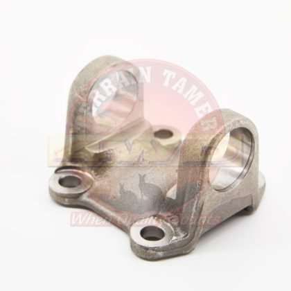 FLANGE YOKE FRONT OR REAR TAILSHAFT (74-84)